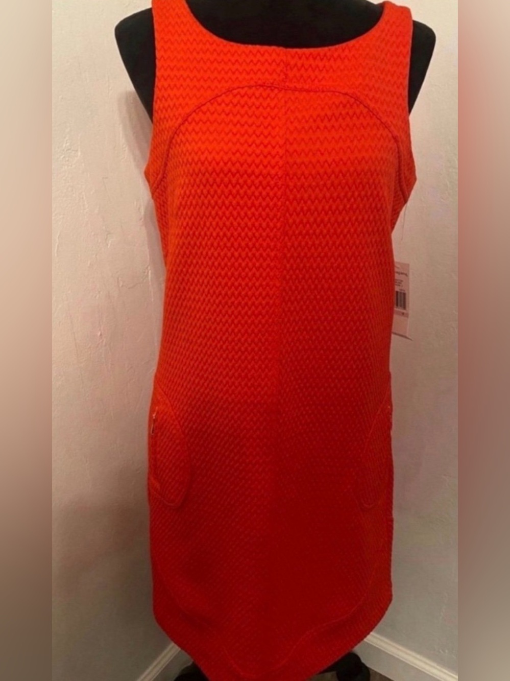 Brand New Women's Sleeveless Textured Shift Dress - Orange (Size 6)
